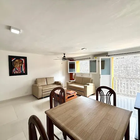 En El Centro, Edificio Bóvedas Apartamento Cartagena
